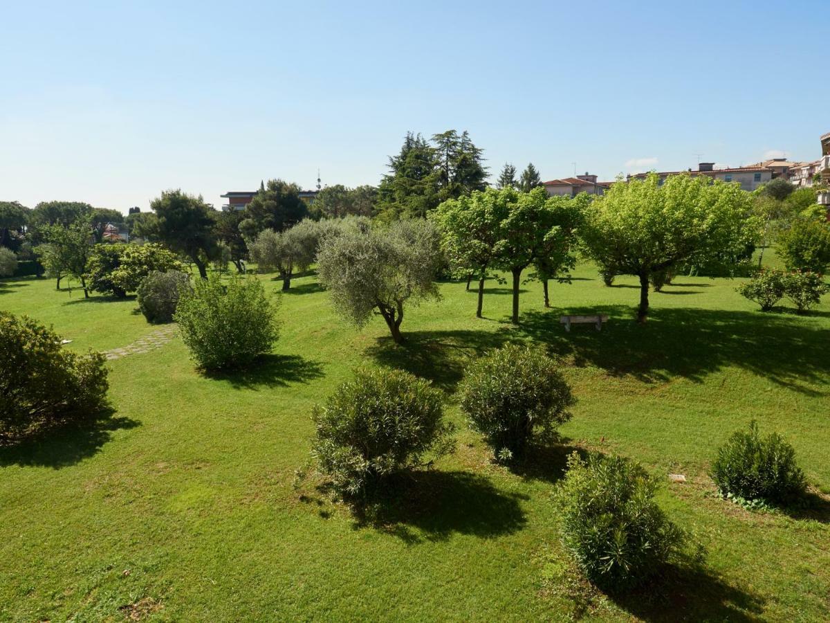 Appartamento Anna Desenzano del Garda Eksteriør bilde