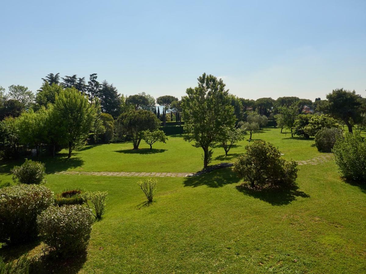 Appartamento Anna Desenzano del Garda Eksteriør bilde